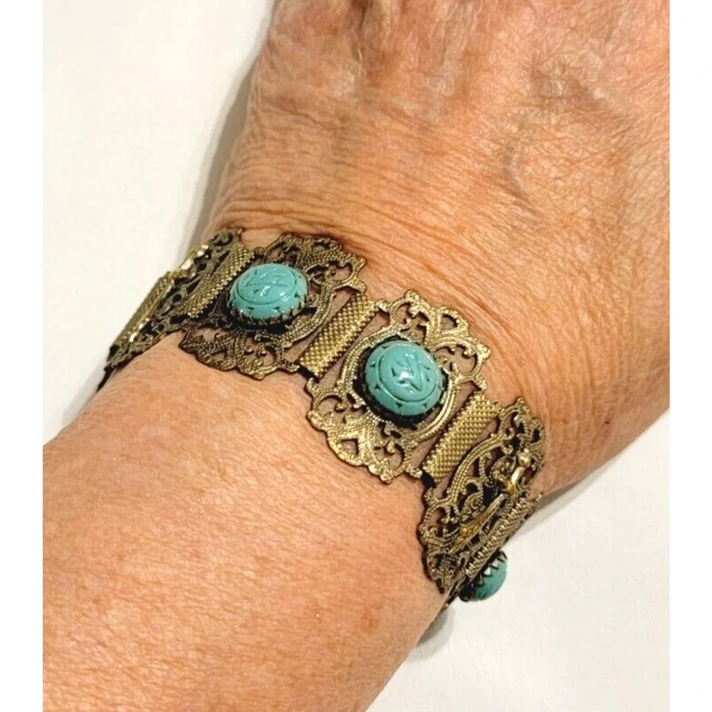 Panel‎ Bracelet Elephant Sword Turquoise Blue Molded Glass Silver-tone sbr-18